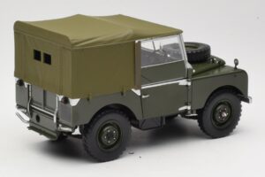 Land Rover 88 Series I Matt Green Minichamps 1:18 150168909 Fém – 3. kép a 8-ből