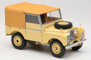 Land Rover 88 Series I RAF Beige Minichamps 1:18 150168911 Fém – 6. kép a 8-ből