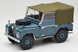 Land Rover 88 Series I Világoskék Minichamps 1:18 150168907 Fém