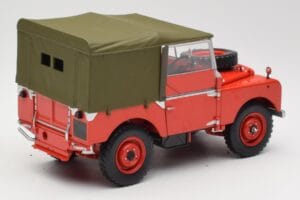 Land Rover 88 Series I Piros Minichamps 1:18 150168910 Fém – 3. kép a 8-ből