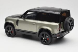 Land Rover Defender 90 HSE P400 L663 Pangea Green Metallic GT Spirit 1:18 GT517 Gyanta – 5. kép a 6-ből