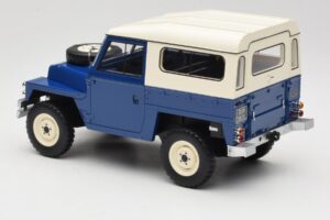 Land Rover Lightweight Series III Sötétkék BoS Models 1:18 BOS382 Gyanta – 5. kép a 6-ből