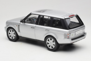 Land Rover Range Rover L322 Ezüst Welly 1:18 12536W Fém – 7. kép a 8-ből