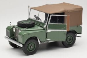 Land Rover Series 1 88 Zöld Minichamps 1:18 150168912 Fém – 2. kép a 8-ből