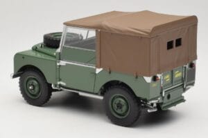 Land Rover Series 1 88 Zöld Minichamps 1:18 150168912 Fém – 7. kép a 8-ből