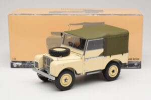 Land Rover Series I 88 Sand Beige Matt Minichamps 1:18 150168905 Fém – 8. kép a 8-ből