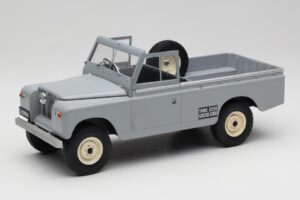 Land Rover Series II 109 Pickup Szürke MCG 1:18 MCG18092 Fém