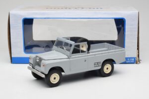 Land Rover Series II 109 Pickup Szürke MCG 1:18 MCG18092 Fém – 6. kép a 6-ből