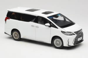 Lexus LM300h White Pearl Kyosho 1:18 08963WP Fém – 6. kép a 8-ből