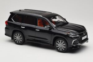 Lexus LX570 J200 Fekete LCD 1:18 LCD18010-BL Fém – 6. kép a 8-ből