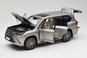 Lexus LX570 Sonic Titán Kyosho 1:18 08955T Fém – 2. kép a 8-ből