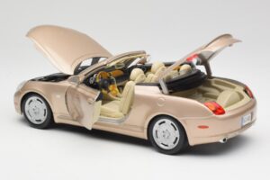 Lexus SC430 Bézs Maisto 1:18 31629 Fém – 5. kép a 8-ből