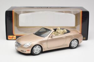 Lexus SC430 Bézs Maisto 1:18 31629 Fém – 8. kép a 8-ből