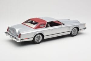 Lincoln Continental Mark V Coupe Ezüst BoS Models 1:18 BOS084 Gyanta – 2. kép a 6-ből