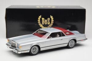 Lincoln Continental Mark V Coupe Ezüst BoS Models 1:18 BOS084 Gyanta – 6. kép a 6-ből