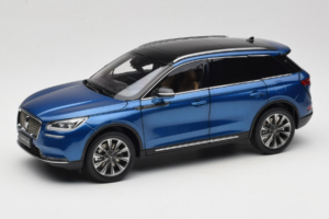 Lincoln Corsair Kék OEM 1:18 LINCOLN001 Fém