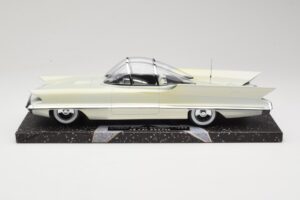 Lincoln Futura Concept Fehér Minichamps 1:18 107082030 Fém – 3. kép a 6-ből
