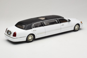 Lincoln Limousine Fehér Sun Star 1:18 1260 Fém – 3. kép a 8-ből
