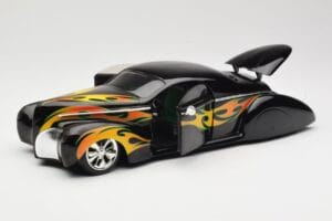Lincoln Zephyr Scrape Custom Fekete Lángokkal Hot Wheels 1:18 57319 Fém – 2. kép a 8-ből