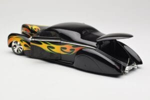 Lincoln Zephyr Scrape Custom Fekete Lángokkal Hot Wheels 1:18 57319 Fém – 5. kép a 8-ből