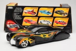 Lincoln Zephyr Scrape Custom Fekete Lángokkal Hot Wheels 1:18 57319 Fém – 8. kép a 8-ből