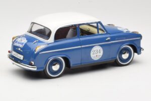 Lloyd Alexander TS #234 Kék Revell 1:18 08463 Fém – 3. kép a 8-ből