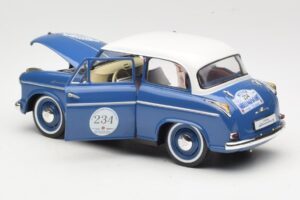 Lloyd Alexander TS #234 Kék Revell 1:18 08463 Fém – 5. kép a 8-ből