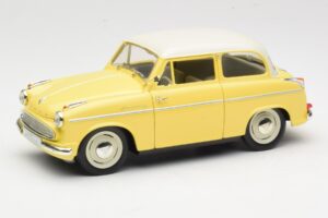 Lloyd Alexander TS Sárga Revell 1:18 08958 Fém