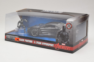 Lykan HyperSport Black Panther Figurával Metals Diecast 1:24 99723 Fém – 3. kép a 3-ből