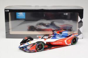 Mahindra M5Electro Mahindra Racing #94 F. Rosenqvist Formula E Season 5 2019 Minichamps 1:18 114180094 Fém – 6. kép a 6-ből
