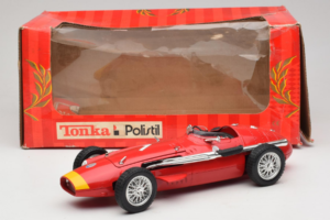 Maserati 250F Piros Tonka 1:18 16724 Fém – 6. kép a 6-ből