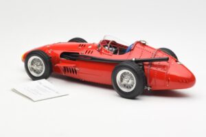 Maserati 250F J-M. Fangio F1 World Champion 1957 CMC 1:18 M-051 Fém – 4. kép a 6-ből