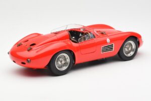 Maserati 300S Piros CMC 1:18 M-105 Fém – 2. kép a 6-ből