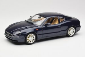 Maserati 3200 GT Fekete Bburago 1:18 3371 Fém