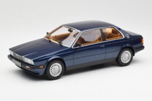 Maserati Biturbo Coupe Sötétkék Metál Minichamps 1:18 107123500 Fém