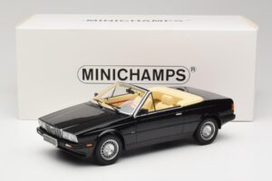 Maserati BiTurbo Spyder Fekete Minichamps 1:18 107123531 Gyanta – 6. kép a 6-ből