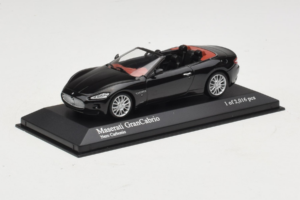 Maserati GranCabrio Fekete Metál Minichamps 1:43 400123930 Fém – 2. kép a 5-ből