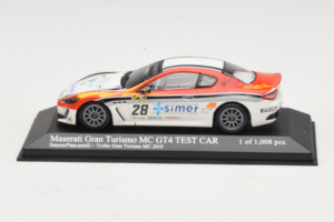 Maserati GranTurismo MC GT4 #28 Smurra / Piancastelli Maserati MC 2010 Minichamps 1:43 400101228 Fém