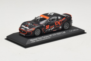 Maserati GranTurismo MC GT4 #32 J. Sicart Maserati MC 2010 Minichamps 1:43 400101232 Fém – 2. kép a 5-ből