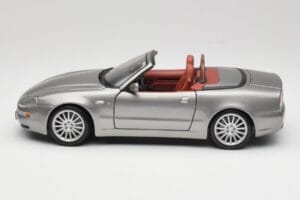 Maserati 4200 GT Spyder Szürke Bburago 1:18 18-12019 Fém – 4. kép a 8-ből