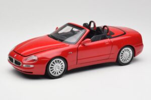 Maserati GT Spyder Piros Bburago 1:18 34097 Fém