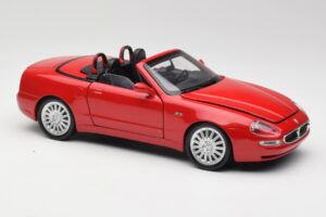 Maserati GT Spyder Piros Bburago 1:18 34097 Fém – 6. kép a 8-ből