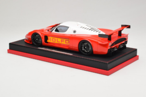 Maserati MC12 Rolfo Piros Fehér Gl Model 1:18 REMC031 Gyanta – 5. kép a 7-ből