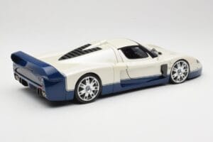 Maserati MC12 Fehér Kék Hot Wheels 1:18 G7158 Fém – 3. kép a 8-ből