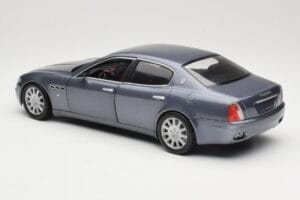 Maserati Quattroporte Blue Metallic Hot Wheels 1:18 B7003 Fém – 7. kép a 8-ből