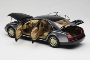 Maybach 57 SWB Caspian Black Himalayas Grey AUTOart 1:18 76151 Fém – 6. kép a 9-ből