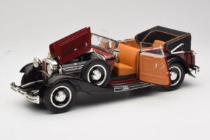 Maybach DS8 Zeppelin Piros Anson 1:18 30413 Fém – 2. kép a 8-ből