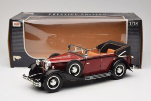 Maybach DS8 Zeppelin Piros Anson 1:18 30413 Fém – 8. kép a 8-ből