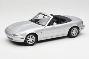 Mazda MX-5 Miata NA Highlight Ezüst Gate 1:18 1015 Fém