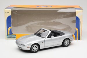 Mazda MX-5 Miata NA Highlight Ezüst Gate 1:18 1015 Fém – 8. kép a 8-ből